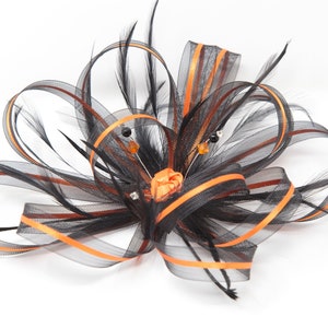 Schwarz-orangefarbener Fascinator an einer Spange, Kamm und Haarreif Bild 5