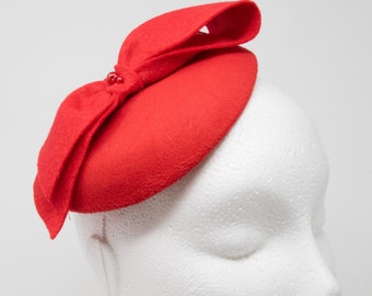 Red wool felt percher fascinator