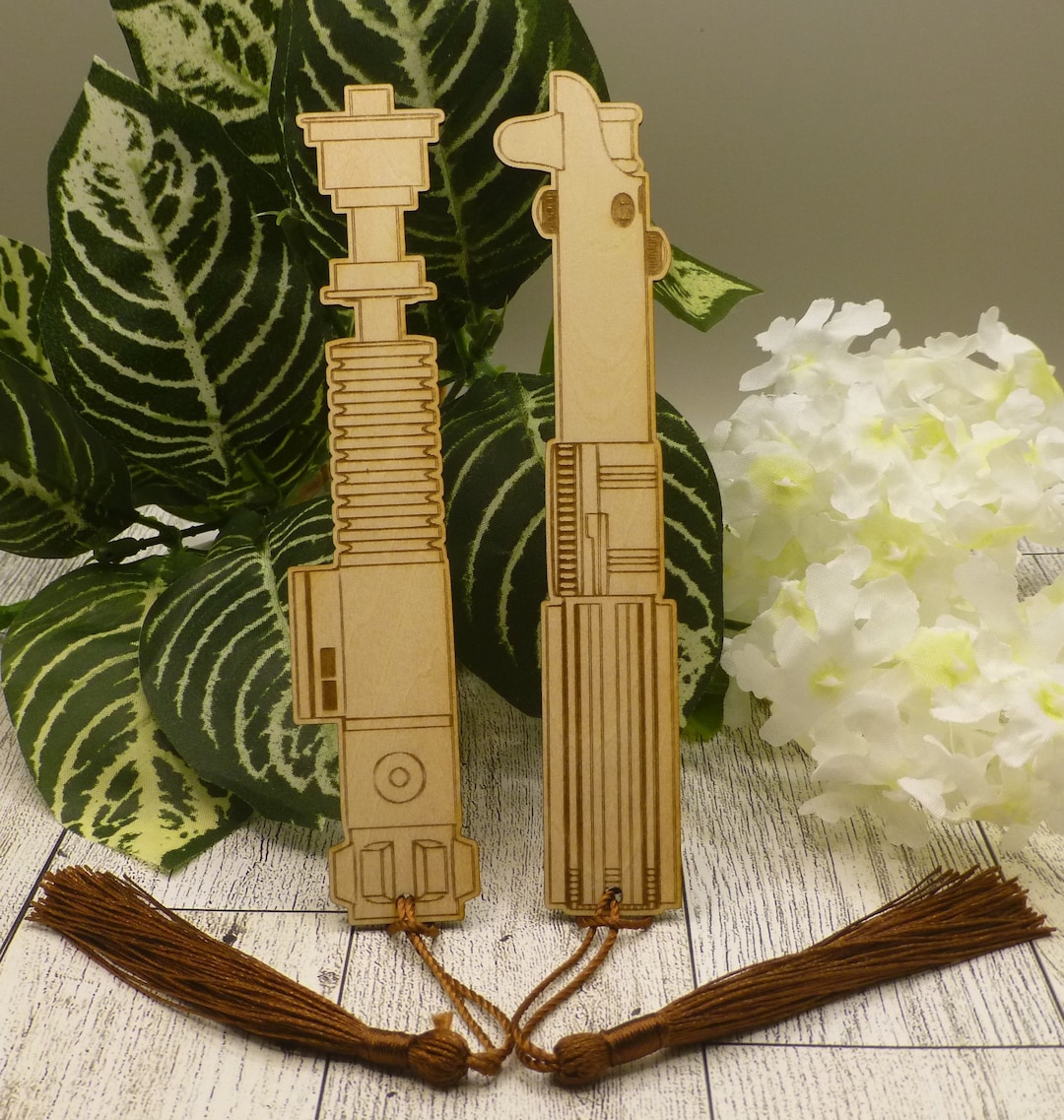 Lightsaber Bookmarks (set of 2) - Etsy