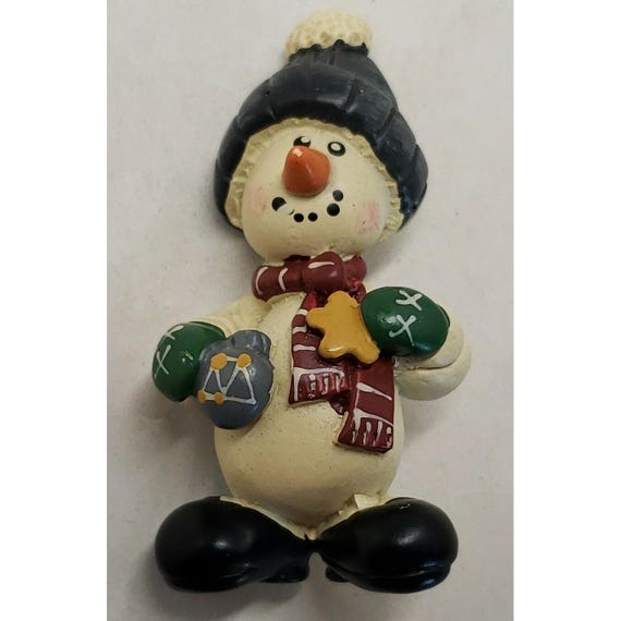 Happy Winter holiday snowman drinking cocoa brooch pin