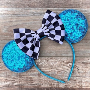 Alice in Wonderland Minnie Ears, Alice Mouse Ears, Wonderland Ears, Wonderland Minne Ears, Disney Alice in wonderland Mouse Ears, mouse ears