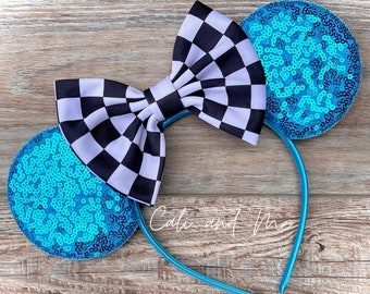 Alice in Wonderland Minnie Ears, Alice Mouse Ears, Wonderland Ears, Wonderland Minne Ears, Disney Alice in wonderland Mouse Ears, mouse ears