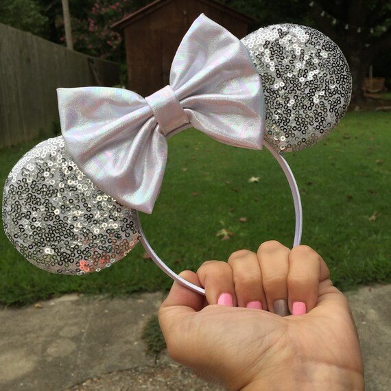 Silver Minnie Ears With White Holographic Bow, Silver Mickey  display picture 2