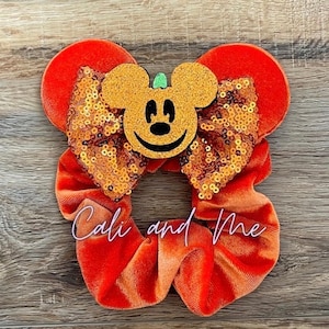 Pumpkin Ears Scrunchie, Halloween Scrunchie, Halloween Minnie Ears Scrunchie, Mickey Ears Scrunchie, Halloween Ears Scrunchie