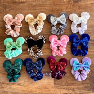 Mouse Ears Scrunchies, Minnie Mouse Scrunchies, Minnie ear Scrunchies, Mouse Ear Hair Scrunchies, Hair Accessories, Disney Scrunchies