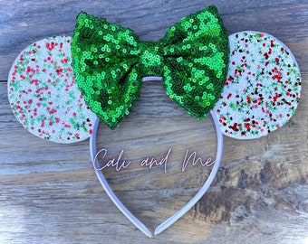 Green Christmas Minnie Ears, Minnie Ears, Christmas Mickey Ears, Holiday Ears, Holiday Mickey Ears, Mouse Ears, Christmas Ears