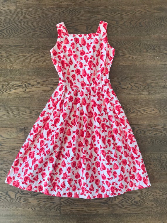 Original Vintage 1950s Red Rose Print Cotton Dress - image 3