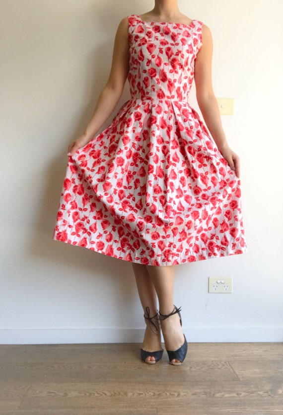 Original Vintage 1950s Red Rose Print Cotton Dress - image 2