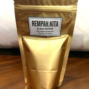 Single-Origin Black Peppercorns – East Java, Indonesia (500g Pack)