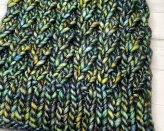 Forest Green Cable Knit Spinnaker Beanie