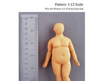 Patron de couture PDF femme grande taille 14 cm à l'échelle 1/12 de 5,5 pouces, poupée en tissu DIY, échelle de 1 pouce, mannequin miniature, langue anglaise