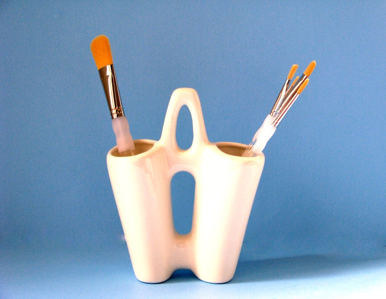 White Paint Brush Holder The Artist's Accessory hand made image 1