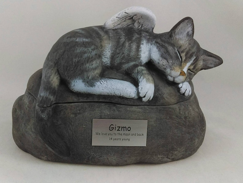 hand made pet urn Ceramic Engraved Painted Cat Cremation Urn with Plastic Name Plate