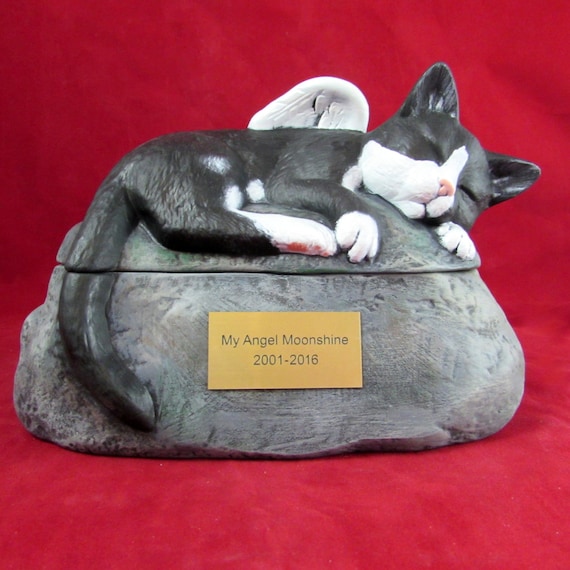hand made pet urn Ceramic Engraved Painted Cat Cremation Urn with Plastic Name Plate