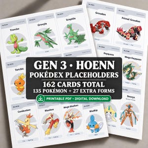 Może przedstawiać: Kolekcja kart do druku przedstawiających postacie z Pokédexu 3. generacji Hoenn, w tym Treecko, Torchic i Mudkip. Zestaw zawiera łącznie 162 karty, w tym 135 Pokémonów i 27 dodatkowych form, dostępne jako cyfrowy plik PDF do pobrania.