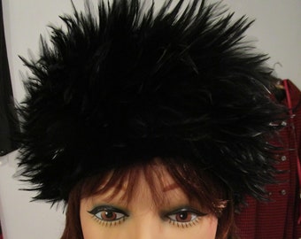 Vintage "Lucilla Mendez" Ladies Black Feathered Hat