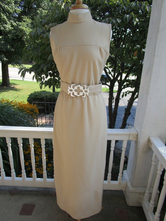 Vintage 1960s Ladies Beige Maxi Dress - image 1