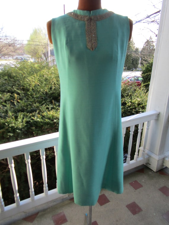 1960s Sleeveless Light Green Ladies Dress
