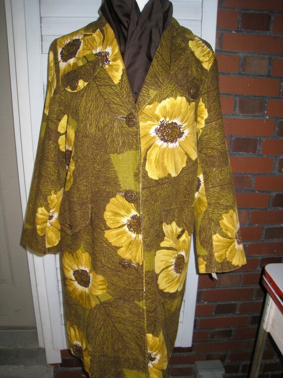 1960's Ladies Sunflower Design Coat