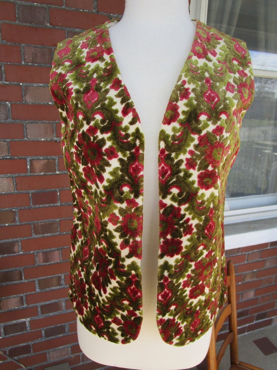 Vintage 1960s Ladies Tapestry Vest - image 1