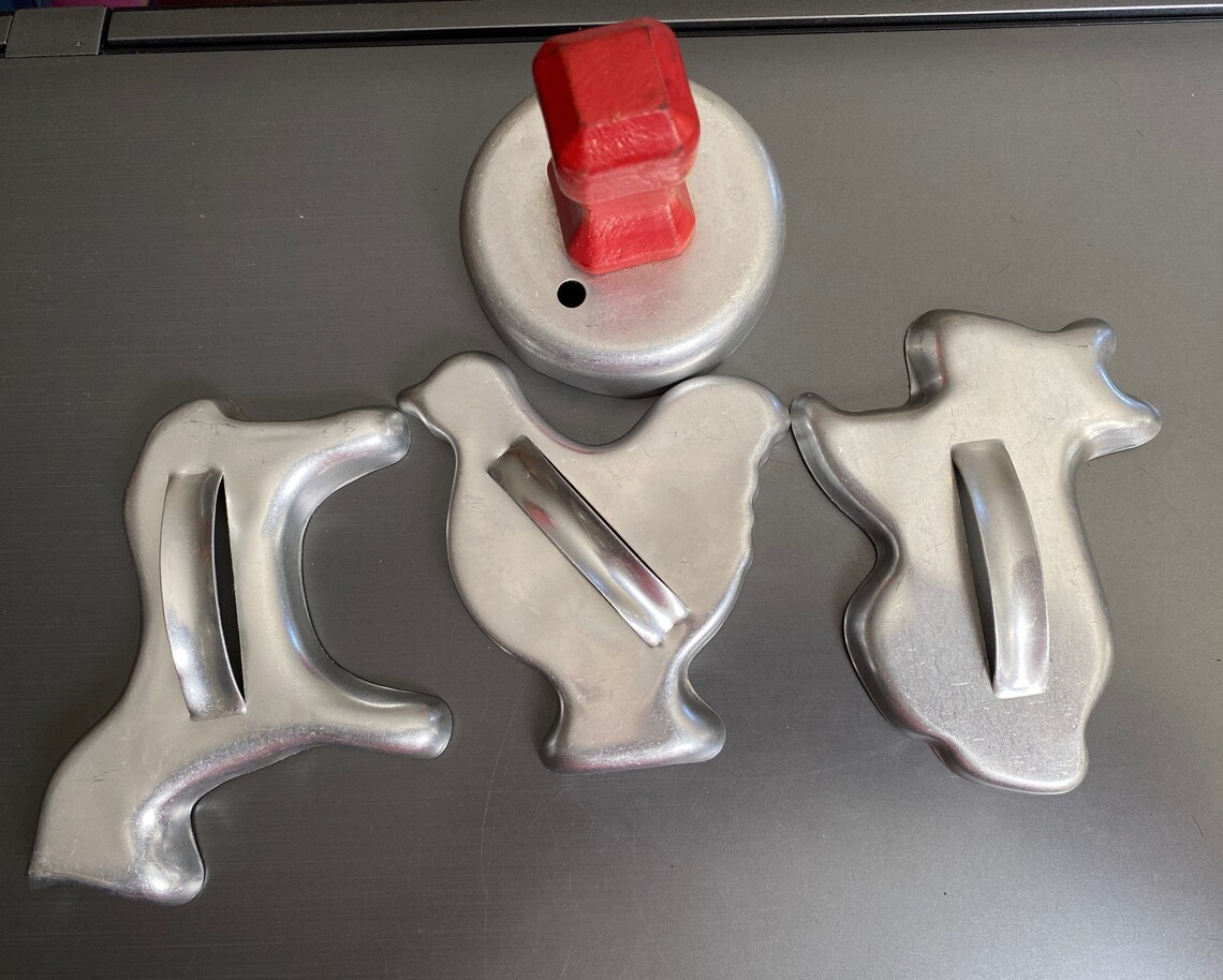 Vintage 3 Aluminum Farm Animal Cookie Cutters & Wood Handled Etsy