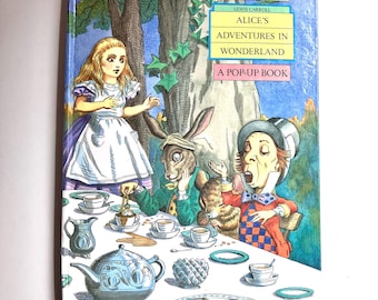 Alice's Adventures in Wonderland / Pop-up Adaptation of Lewis Carroll's Original Tale / Robert Sabuda / 2003 Vintage Book/ Fantasy, Gift - Etsy Alice's Adventures in Wonderland / Pop-up Adaptation of Lewis Carroll's Original Tale / Robert Sabuda / 2003 Vintage Book/ Fantasy, Gift - Etsy