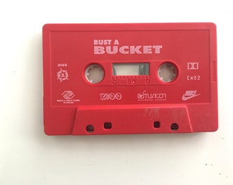 1992 portland trail blazers bust a bucket and blazers are in the house cassette single
