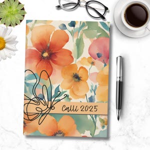 Carnet cartonné personnalisé Papillon |  Aquarelle Fleurs Rouge | Agenda 2025 150 pages pour la gratitude, des résolutions, des souvenirs, un cadeau pour elle