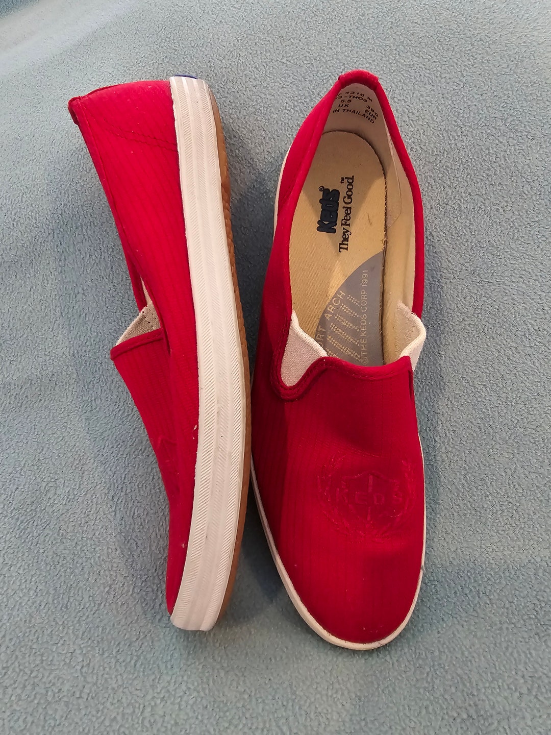 Cherry Keds Women's Champion Rifle Paper Cherries Natural/Red