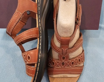 Vintage Clark's Leather Ankle Strap Sandals - Tan Brown - US 8M