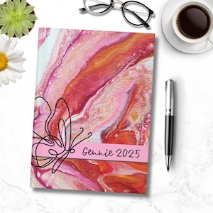 Carnet cartonné personnalisé Papillon | Art d'huître rose | Journal intime 2025, 150 pages pour la gratitude, des résolutions, des souvenirs, un cadeau pour elle