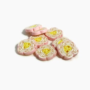 Pink Rose Buttons, 16 mm buttons, set of 8, floral design buttons, abstract button, organic, yellow button, knitting buttons, quilt supplies