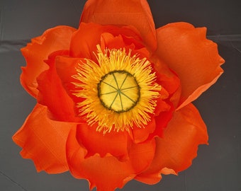 California poppy paper flower - Alice in Wondeeland party props - Tea party wall paper flowers - Secret Garden giant paper anemone - Poppies