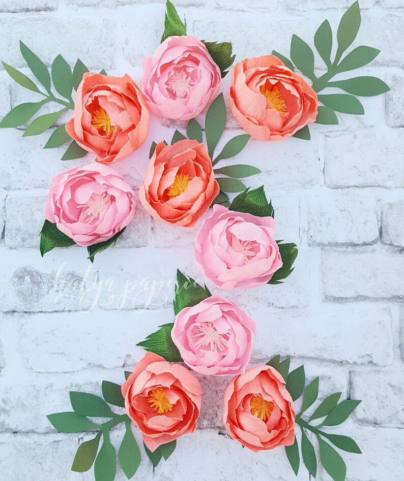 Paper flower wall display. Girl nursery wall decor. Photo Etsy