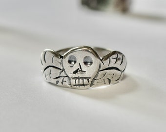 Winged Death’s Head Ring
