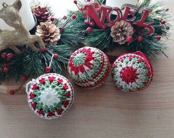 boules de noel vertes/ rouges - ornement de sapin Noël (différents coloris)