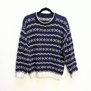 Navy Patterned Jumper Vintage Jumper Blue Patterned Sweater Small Jumper Navy Sweater Patterned Knit Jumper Vintage Sweater Navy Blue Jumper