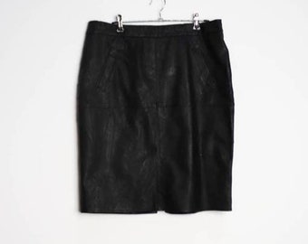 Faux Leather Skirt Vintage Black Skirt Women's Skirt Large Black Faux-Leather Skirt High Waisted Leather Skirt Vintage Pleather Skirt Large