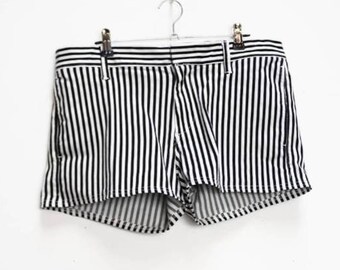 Stripe Shorts Vintage Black Striped 