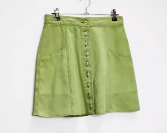 green mini skirt 8x10