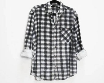 Black Check Flannel Shirt Vintage Check Shirt Checkered Flannel Button Down Shirt White Check Flannel Button Up Shirt Vintage Button Down M