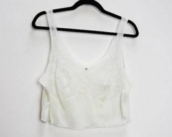 Top de cultivo de encaje blanco Vintage Cami Top Camisola recortada Top Sheer White Crop Top Sheer Lacy Crop Top Cami Crop Top Vintage Camisola recortada