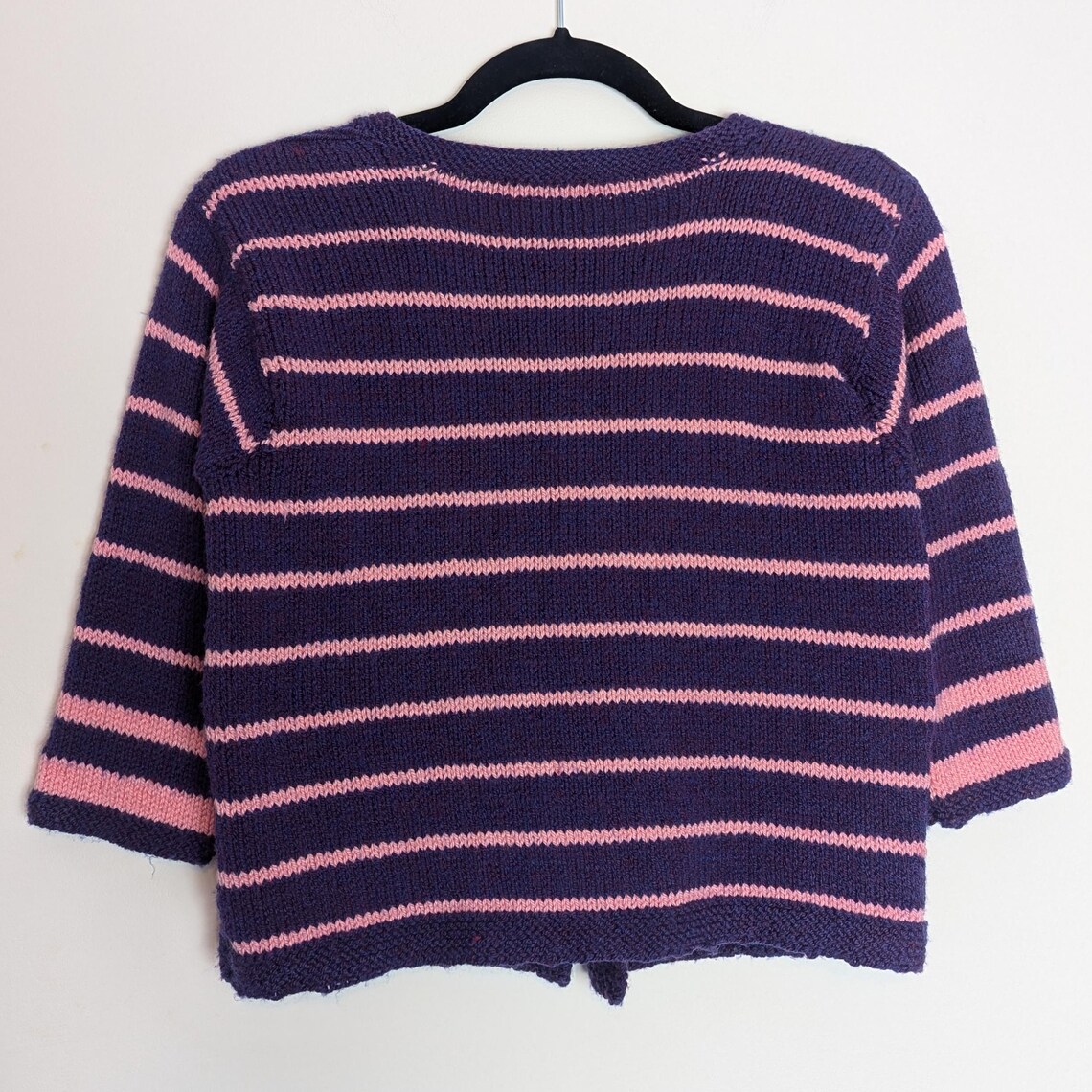 Purple Stripe Cardigan Vintage Cardigan Pink Stripe Knit Cardigan Small Cropped Cardigan Stripe Sweater Vintage Purple Cardigan Small Knit S, foto 3 di 3
