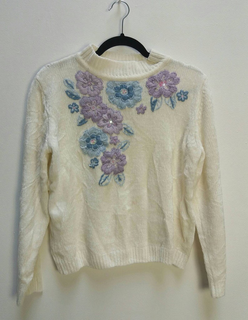Embroidered Chenille Jumper Vintage White Chenille Sweater Knit Floral Embroidery Purple Lilac Blue Flower Embroidered Chenille Jumper White