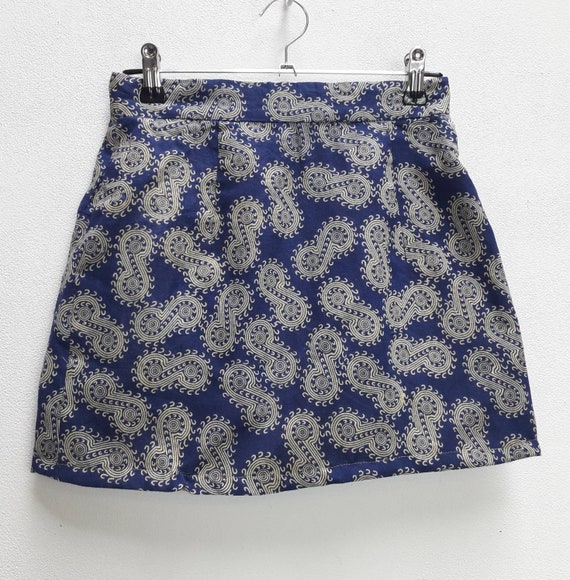 Blue Patterned Mini Skirt Vintage Navy Patterned … - image 2