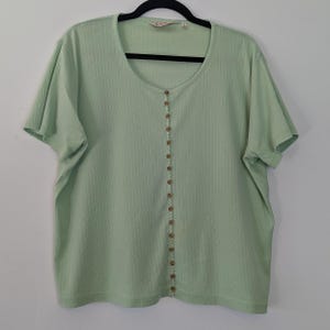 Green Top Vintage Button Down Top Green T-Shirt Button Front Top Large Women&#39;s T-Shirt Button Down T-Shirt Large Top Vintage Green Tee Large