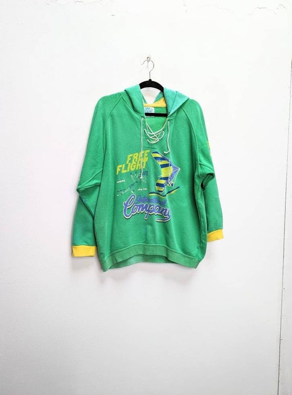 Green Graphic Hoodie Vintage Hooded Sweatshirt Graphic Sweatshirt Green  Hoodie Large Sweatshirt Green Graphic Sweater Vintage Sweatshirt L 