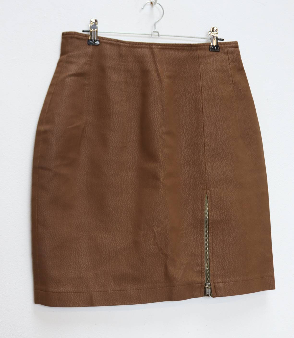 Brown leather skirt 7 little words hot sale