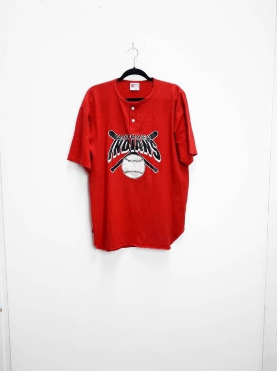 Red Graphic Tee Store, 59% OFF 