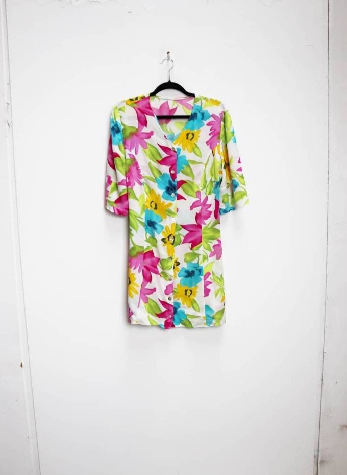 Image of Bright Floral Dress Vintage Button Down White Mini Women's Large Button-Down Mini-Dress